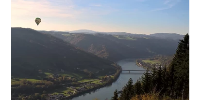Pensionen - Umgebungsschwerpunkt: Fluss - Untergriesbach (Landkreis Passau) - Donaublick - Donautraum-Blick  Bio -  Eselgut