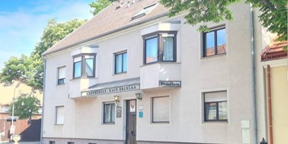 Pensionen - Parkplatz: gebührenpflichtig in Gehweite - Wien - Pension Kronberger-Haus Oberlaa 
