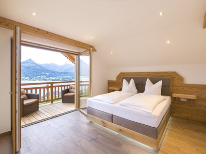Pensionen - Umgebungsschwerpunkt: Berg - Schlafzimmer Chalet Wolfgangsee - Urlaub am Altroiterhof