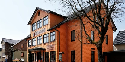 Pensionen - Umgebungsschwerpunkt: Berg - Osthausen-Wülfershausen - Konsum Gästehaus Quisisana