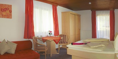 Pensionen - Terrasse - Urreiting - Zweites Komfortzimmer in der Wohnung Sonnblick - Haus Voithofer mit Top Ferienwohnungen