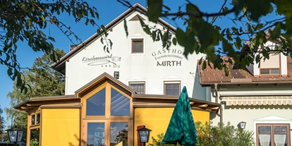 Pensionen - Garten - Klapping - Uhudlerei Mirth - Gasthof Kirchenwirt *** - Uhudlerei Mirth - Gasthof Kirchenwirt Mirth