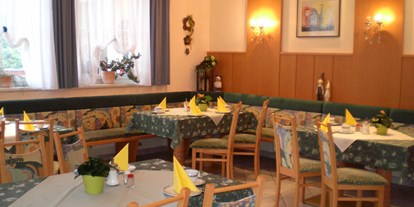 Pensionen - Frühstück: Frühstücksbuffet - Südburgenland - Frühstücksraum - Pension Thermensonne