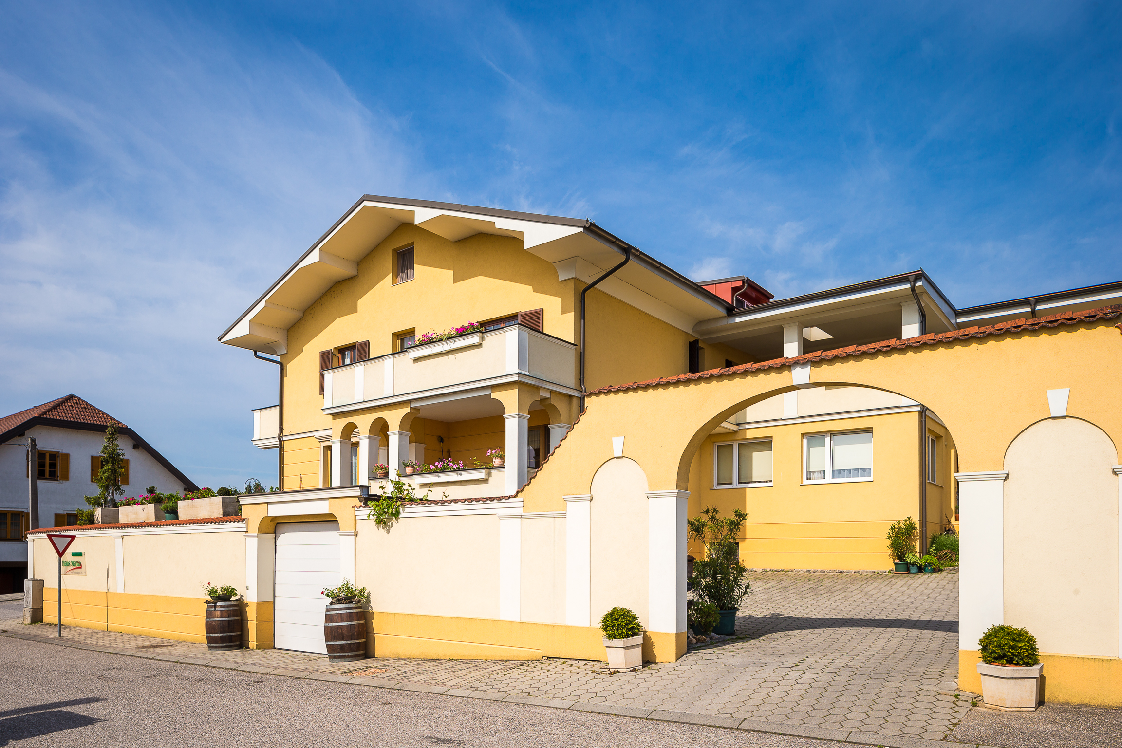 Frühstückspension - Haus Martin, Mörbisch Aussenansicht  - Haus Martin*** - Schneeberger