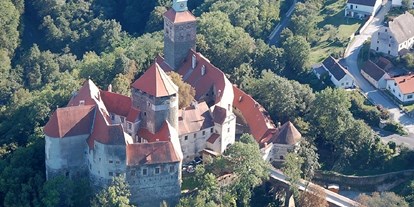 Pensionen - Wanderweg - Umgebung (Burg Schlaining) - Gästehaus Adelmann