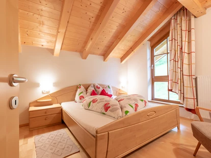 Pensionen - Umgebungsschwerpunkt: Berg - Blumau (Trentino-Südtirol) - Zimmer Romanticsuite Apartment PLUN - Haus Christian 