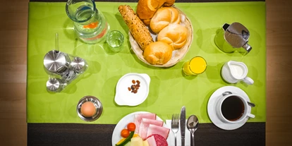 Pensionen - Frühstück: Frühstücksbuffet - Dornbach (Wienerwald) - Genießen Sie die große Auswahl von unserem Frühstücksbuffet - Hotel-Pension Wild