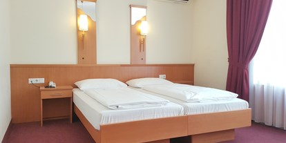 Pensionen - Kühlschrank - Mödling - Superior Doppelzimmer - Hotel Pension Haydn