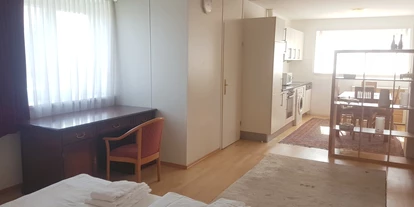Pensionen - Kühlschrank - Schwechat - Appartement mit Küche, Schlafzimmer/Küche - Hotel Pension Haydn