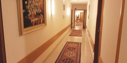 Pensionen - Münchendorf - Hotel Korridor - Hotel Pension Haydn