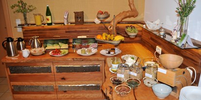 Pensionen - Frühstück: Frühstücksbuffet - Michelstetten - Vollwertiges Frühstücksbuffet mit Bioprodukten aus der Region - Ökologisches Gästehaus Luger