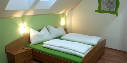 Pensionen - Umgebungsschwerpunkt: am Land - Göpfritzschlag - Doppelzimmer "Hasenstall" auch kombinierbar mit der Ferienwohnung. - Biohof Erdinger
