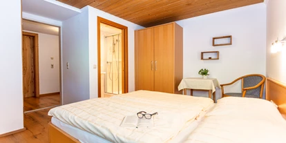 Pensionen - Garage für Zweiräder - St. Jakob in Haus - Appartment 1 - Doppelzimmer - Apartments Salzburgerhof