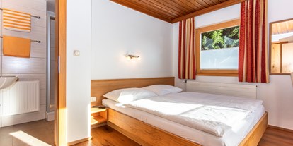 Pensionen - Umgebungsschwerpunkt: Berg - Dienten am Hochkönig - Appartment 2 - Doppelzimmer - Apartments Salzburgerhof