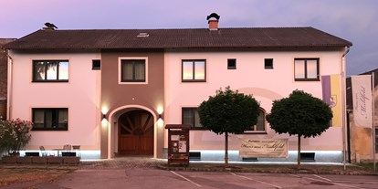 Pensionen - PLZ 2571 (Österreich) - Ansicht von der Mühlfeldgasse - Pension Haus am Mühlfeld - bed & breakfast
