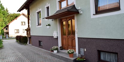 Pensionen - Garage für Zweiräder - Litschau - Anmeldung/Privateingang - Eva´s Gästehaus