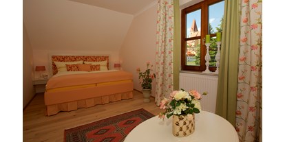 Pensionen - Garage für Zweiräder - Klein-Pöchlarn - Doppelzimmer "Rosenromantik" - Gästehaus Punz