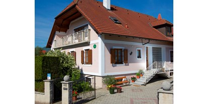 Pensionen - Garage für Zweiräder - Emmersdorf an der Donau - Gästehaus Punz - Gästehaus Punz