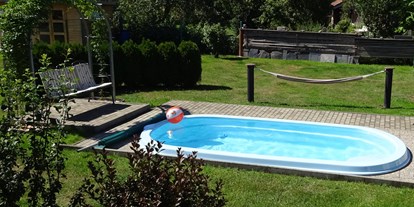 Pensionen - Spielplatz - Thüringen - Garten mit Pool - Pension Eichhorn
