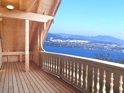 Pensionen - Umgebungsschwerpunkt: See - Rußbach - Ausblick auf den herrlichen Attersee vom schönsten Balkon des Hauses. - Florineum