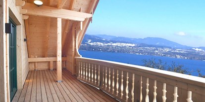 Pensionen - Umgebungsschwerpunkt: Berg - Ausblick auf den herrlichen Attersee vom schönsten Balkon des Hauses. - Florineum