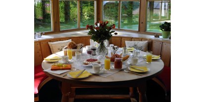 Pensionen - Terrasse - Krispl - FRÜHSTÜCK - HOCHDÜRRNBERG Bed and Breakfast