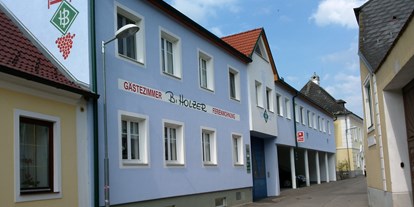 Pensionen - Umgebungsschwerpunkt: See - Furth bei Göttweig - Aussenansicht - "URLAUB AM LAND" Gaestezimmer und Ferienwohnung Beate Holzer