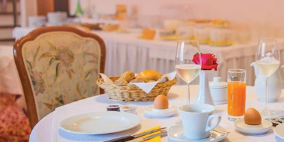 Pensionen - Frühstück: Frühstücksbuffet - Seis am Schlern - Zimmer mit Frühstück - Weingarten Terlan - Rooms & Breakfast