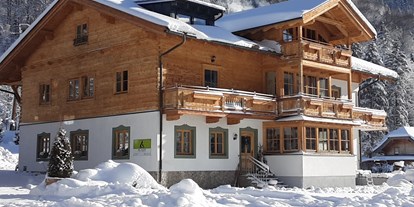 Pensionen - Garten - Halt (Straß im Attergau) - Haus im Winter 2021 - Haus Hirschpoint