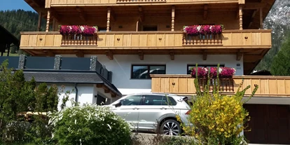 Pensionen - Balkon - Pertisau - Sommerbild - Haus Raimund Urlaubsunterkunft