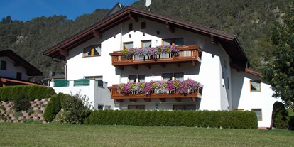 Pensionen - Kühlschrank - Tiroler Oberland - Ansicht Sommer - Apart Christina - Tarrenz/Imst