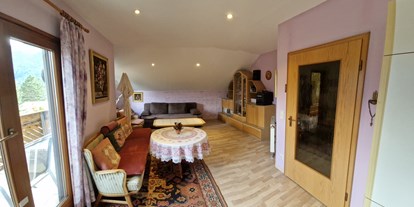 Pensionen - Terrasse - Pians - Sitzecke, Couch 160x200 - Apart Haus Florian Imst Tirol