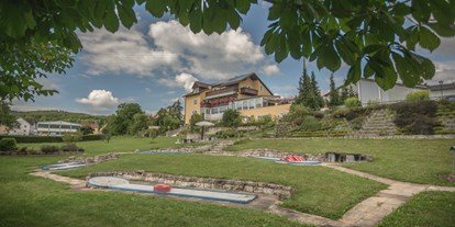 Pensionen - Art der Pension: Gasthaus mit Zimmervermietung - Berg bei Neumarkt in der Oberpfalz - Aussenansicht - Landgasthof-Pension Anni