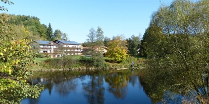 Pensionen - Garten - Wiesenfelden - Gasthof Pension Fischerstüberl