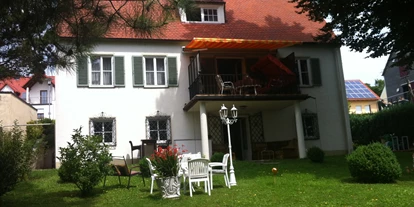 Pensionen - Restaurant - Buttenwiesen - Garten - Haus Gertrud
