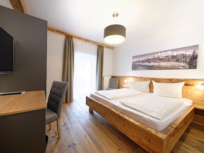 Pensionen - Langlaufloipe - Kematen in Tirol - Kleines Doppelzimmer mit Balkon - Hotel Garni Alpengruß