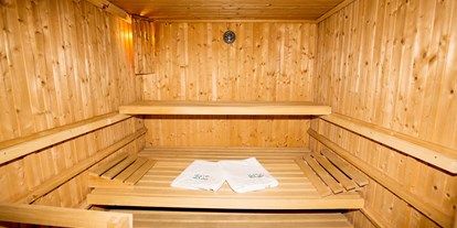 Pensionen - Garten - Neureichenau - unsere Sauna - The Scottish Highlander Guesthouse