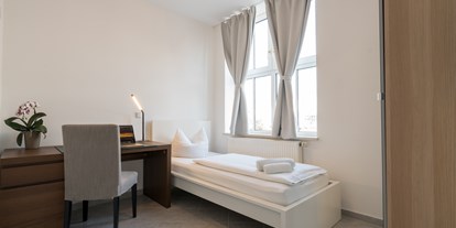 Pensionen - Umgebungsschwerpunkt: Stadt - Landsberied - Einzelzimmer in der Verdistr. 131 - guenstigschlafen24.de ... die günstige Alternative zum Hotel