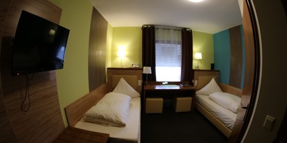 Pensionen - Büchenbach - Zimmer Twin mit Du,WC - Gästehaus Palmengarten