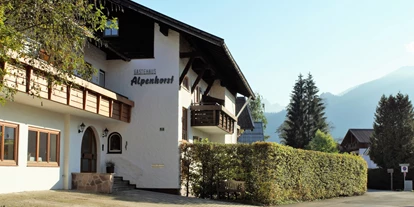 Pensionen - Terrasse - Schattwald - Gästehaus Alpenhorst