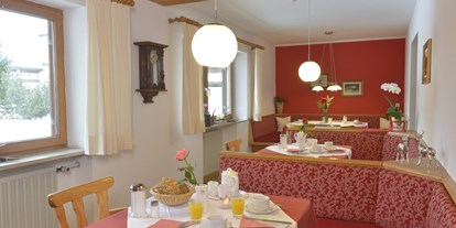 Pensionen - Frühstück: Frühstücksbuffet - Schoppernau - Haus Zufriedenheit