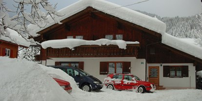 Pensionen - Kühlschrank - Grän - Nebenhaus
Bild vom Winter 2003 - Pension Zum Engel