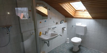 Pensionen - Umgebungsschwerpunkt: Fluss - Unken - Badezimmer Doppelzimmer ohne Balkon - Pension Bergblick