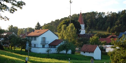 Pensionen - Sauna - Berching - Ortseingang aus südlicher Sicht - Gasthof Zur Linde