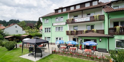 Pensionen - Spielplatz - Münchberg - Unser Haus - Gruppenferienhäuser & Hotel-Pension Dressel