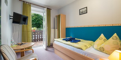 Pensionen - Art der Pension: Gasthaus mit Zimmervermietung - Wirsberg - Einzelzimmer mit Balkon - Gruppenferienhäuser & Hotel-Pension Dressel