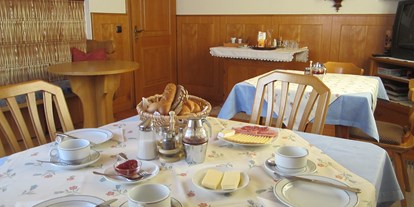 Pensionen - Frühstück: serviertes Frühstück - Weißbriach - Gästehaus Holzfeind