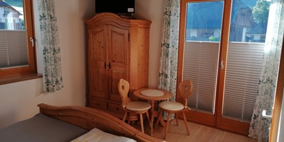 Pensionen - Umgebungsschwerpunkt: am Land - Sachsenburg - Doppelzimmer mit Balkon - Gästehaus Holzfeind