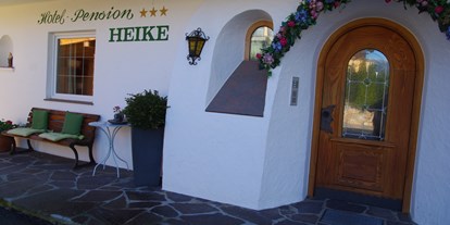 Pensionen - Garage für Zweiräder - Kiefersfelden - Eingang - Hotel Pension Heike