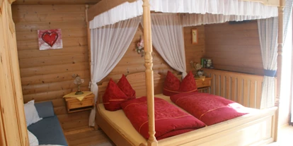 Pensionen - Kössen - App.Wildseeloder mit Himmelbett - Gästehaus Neumayer
